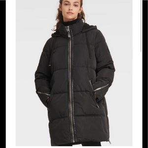 NWT DKNY Faux Sherpa lined Long Puffer Coat-size Large